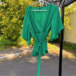 SHEIN GREEN DRESS SHIRT WITH BELT